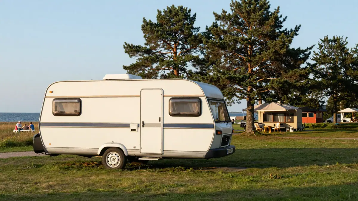 Campingvognsforsikring – Guide til priser og dækning i 2026